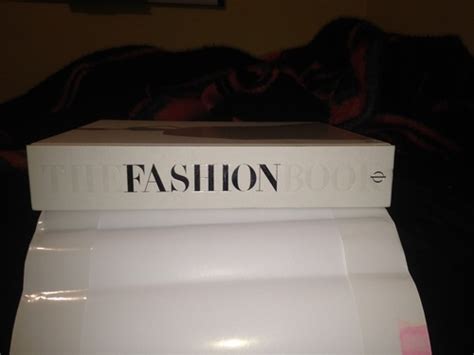 The Fashion Book New And Expanded Edition Editors Of Phaidon