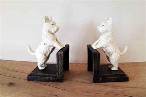 Bookends Depicting 2 Maltese Dogs
