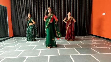 Jad Mehandi Lag Jabe Easy Dance Steps Suhani Manisha Poonam Street Dance Classes Youtube