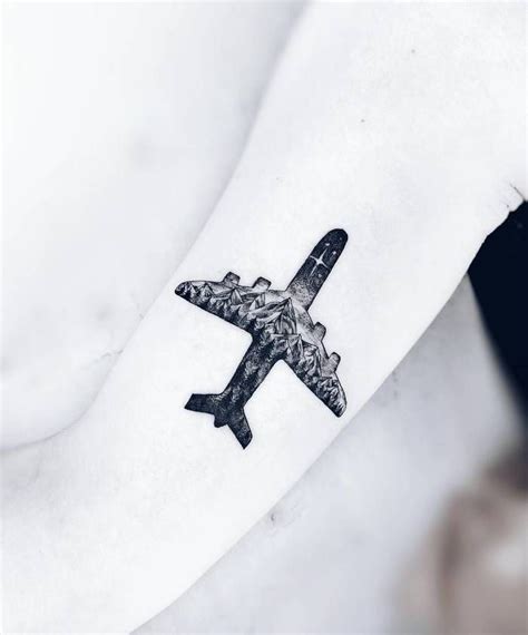 34 Perfect Airplane Tattoo Designs For Travel Lovers Tattoobloq