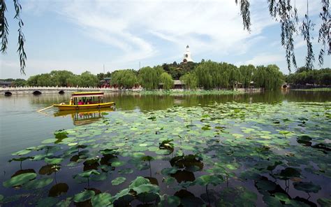 Beihai Park Beijing Travel And Leisure Park Natural Landmarks