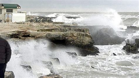 Allerta Meteo In Puglia Raffiche Di Vento Su Tutta La Regione Nel