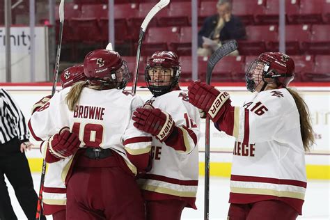 Abby Newhook Lifts Bc Womens Hockey To Sweep Of New Hampshire In