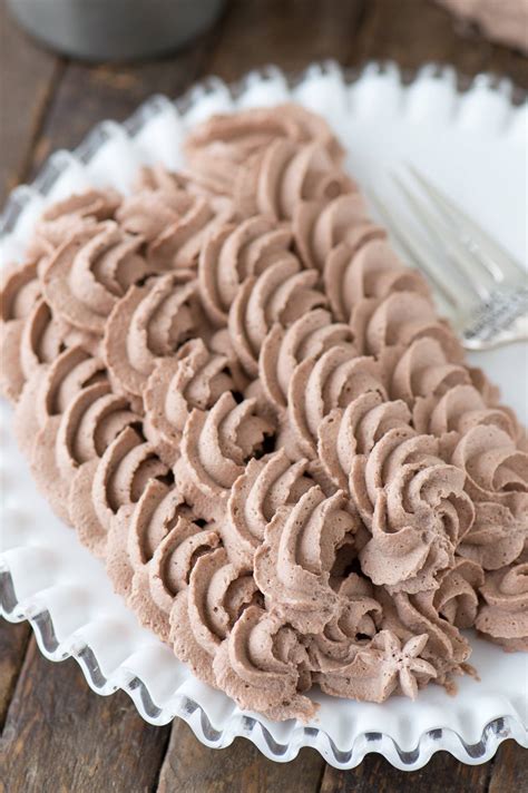 Chocolate Whipped Cream 3 Ingredient Chocolate Frosting