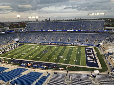 Kroger Field Facts Figures Pictures And More Of The Kentucky