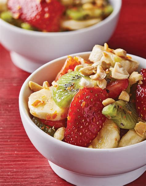 Strawberry Kiwi And Banana Salad With Dry Roasted Peanuts Recipe