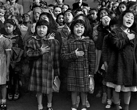 moving photographs of japanese american internees then and now