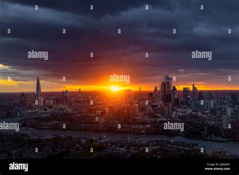 Wide Panoramic Sunset View Of The 2022 Skyline Of London Stock Photo