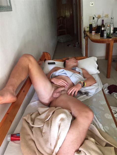 nude men sleeping guys naked 370 pics 3 xhamster
