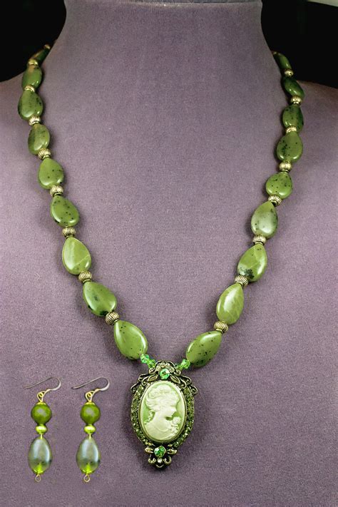 Classic Green Jade Cameo Necklace
