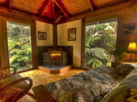 750 Sq Ft Tropical Rainforest Stilt Cabin In Hawaii Small House