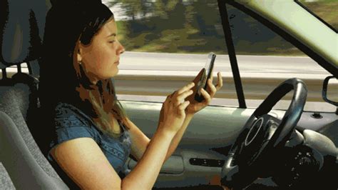 Hot Tips On Breaking The 010 Habit Of Using Your Phone Behind The Wheel
