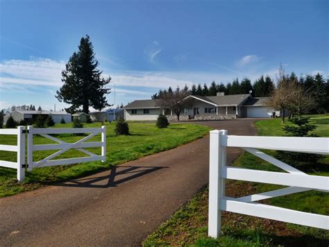We have 5,620 offers from 252,000 to 55,000,000$. Lacomb Oregon Real Estate for Sale 63 Acres with Home