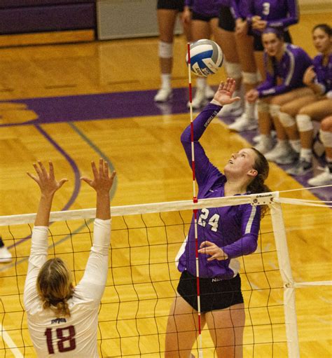 St Thomas Volleyball Continues Win Streak With Stevens Institute Of Technology Tommiemedia