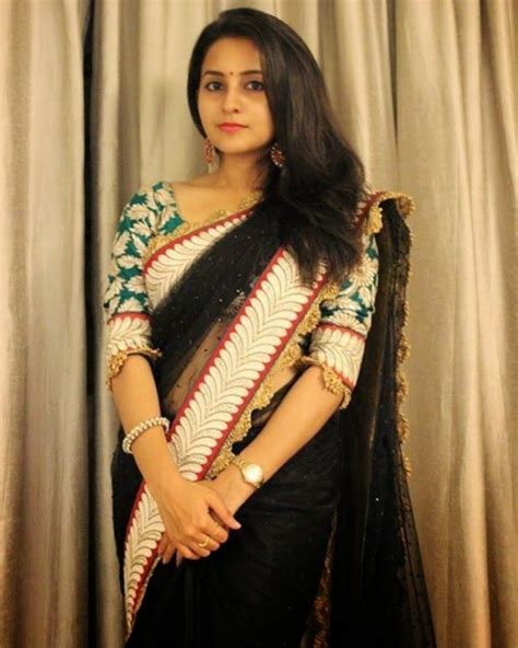 Malayalam Actress Bhama Latest Saree Stills And Photo Shoot Photos Bollywood Tamil Telugu