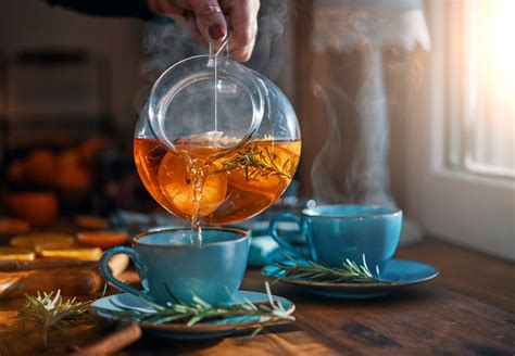 5 Reasons Why You Should Be Drinking Tea Dailybreak