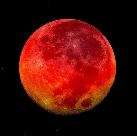 Lunar Eclipse Below Are Some Spectacular Photos Of The Total Lunar