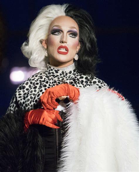 Transgender Community Drag Queens Fur Coat Jackets Fashion Down