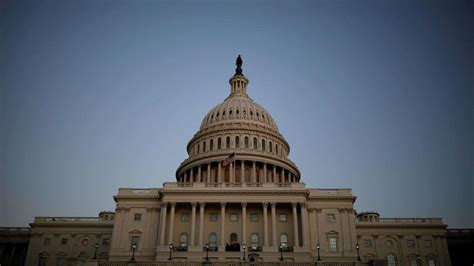 Congress votes to reopen US government, passes $400 billion budget