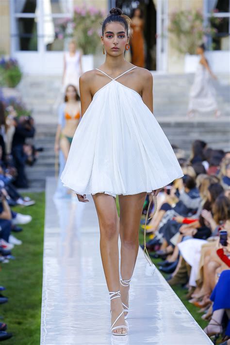 Paper rolls australia are the company you can trust when it comes to quality, durability and reliability. Fashion Finder | Daily Mail Online