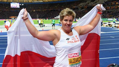 She won the gold medal at the 2012 summer olympic games after her silver medal was upgraded due to tatyana lysenko being disqualified for doping. Lekkoatletyka. Anita Włodarczyk została lekkoatletką ...