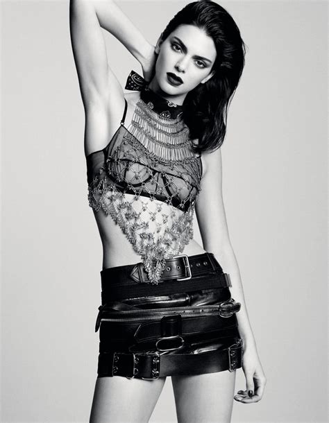 Kendall Jenner Feels Fire Of Ambition Lesed By Luigi Iango For