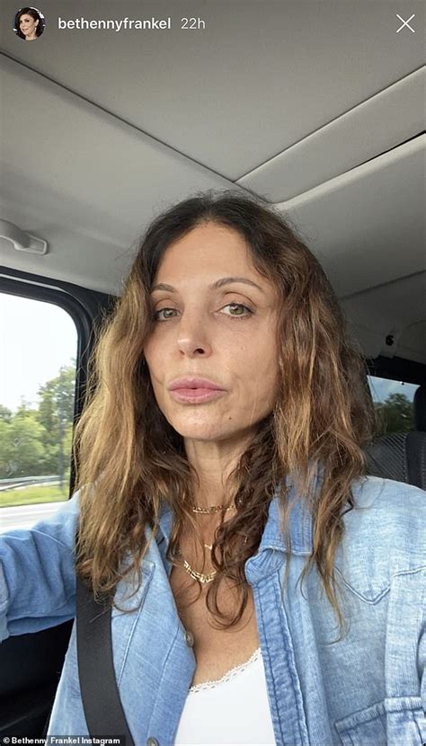 bethenny frankel shares a filter free makeup free selfie to show a realistic female image
