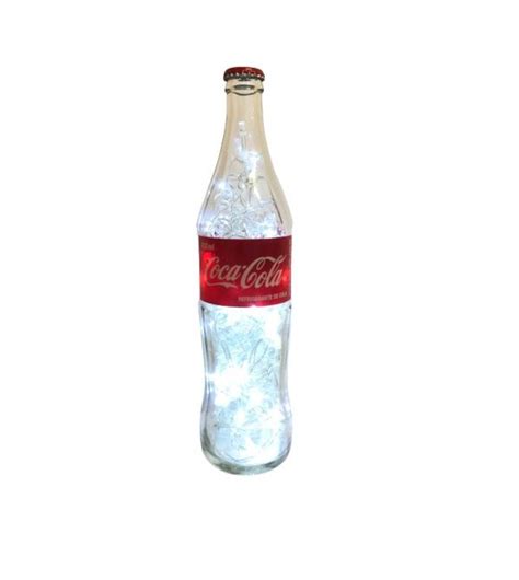 0 g fat in low quantity 0 g saturated fat in low quantity 10.7 g sugars in high quantity 0.0254 g salt in low quantity. Luminária com Led - Coca Cola 600 ml no Elo7 | Iluminamente Shop (110EDCD)