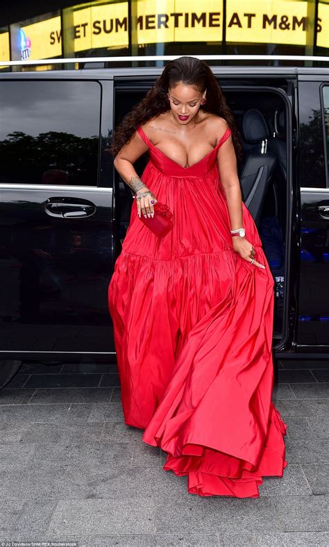 Rihanna Wears Low Cut Scarlet Gown At Valerian Premiere Daily Mail Online