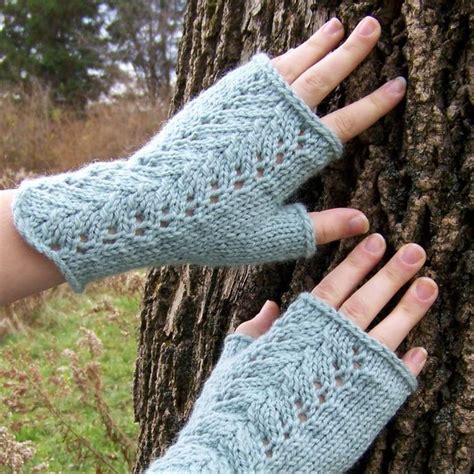 Simple Lace Knitting Patterns For Beginners Knitted Mittens Pattern