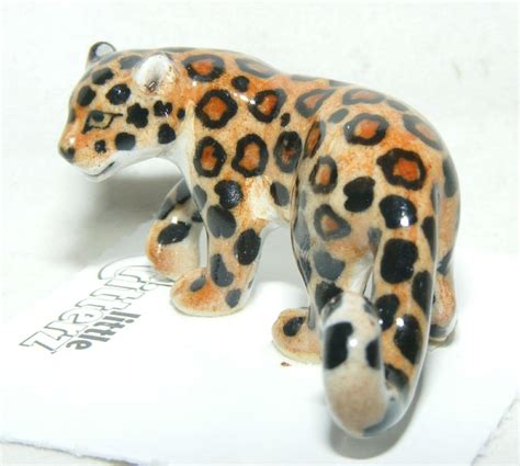 Little Critterz Miniature Porcelain Animal Figure Amur Leopard Siberia