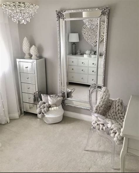 50 Beautiful Bedroom Mirror Ideas Can Improve Your Bedroom