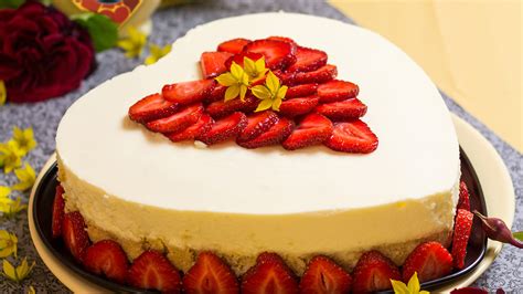 Kuchen, die du nicht backen musst eignen sich prima für den sommer. Kuchen ohne Backen ''Erdbeer-Kokos-VERPOORTEN-Torte ...