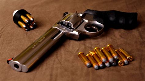 Papel De Parede Arma De Fogo Munição 357 Magnum Revólver Cano Da