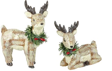 Yin013 Polyresin Deer With Wreaths 2 Assorted 39996 Christmas