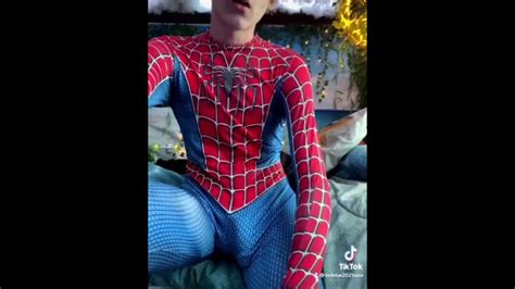 Tom Holland Spiderman Bulge Leaks Exposed Dick Print Cumming Tomholland
