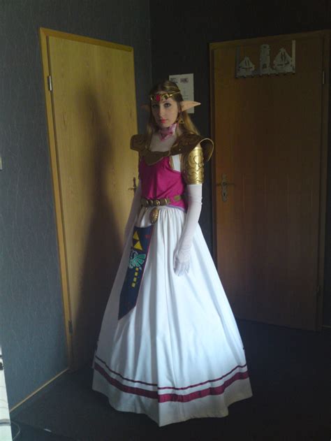 Princess Zelda Costumes