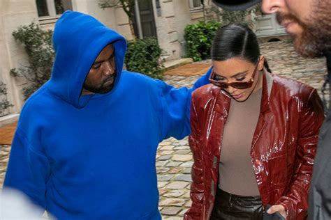 Kim Kardashian Slams Kanye West For Nsfw Boat Moment