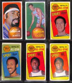 Lot Detail Lot Of 12 1970 71 Topps Basketball Cards W Wilt Chamberlain