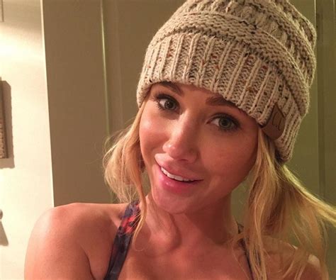 Sarah Underwood Profiles Instagram Twitter TikTok Foller
