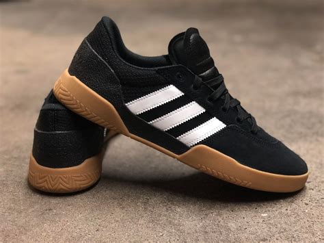 Subscribe to adidas newsletters to receive product and event information. Damage Boardshop: ADIDAS CITY CUP