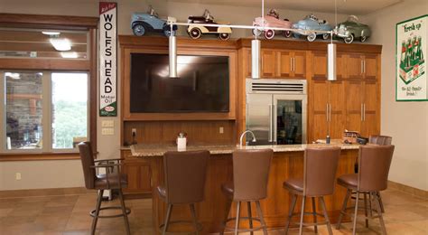 Custom Bar Cabinets, Custom Made & Built Bar Cabinets