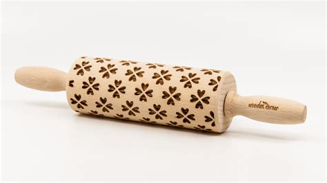 No R152 Flower Hearts Rolling Pin Engraved Rolling Pin Rolling Pin