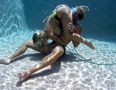 Holly Halston Sex Underwater Tour