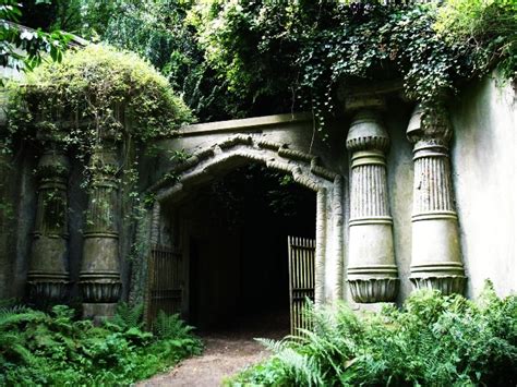 Most Beautiful Cemeteries In The World