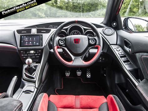 University Student Gallop Fade Out Honda Civic Type R Fk2 Interior