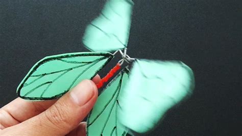How To Make Butterfly Can Fly With Paper Easy Diy Boycraft Youtube