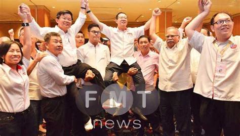 Former malaysian finance minister lim guan eng was on friday (aug 7) charged with corruption over a rm6.3 billion (us$1.5. Lim Guan Eng or Chow Kon Yeow? Poser over Penang CMship ...