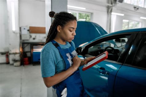 Auto Mechanic Job Description Salary Training Skillpointe