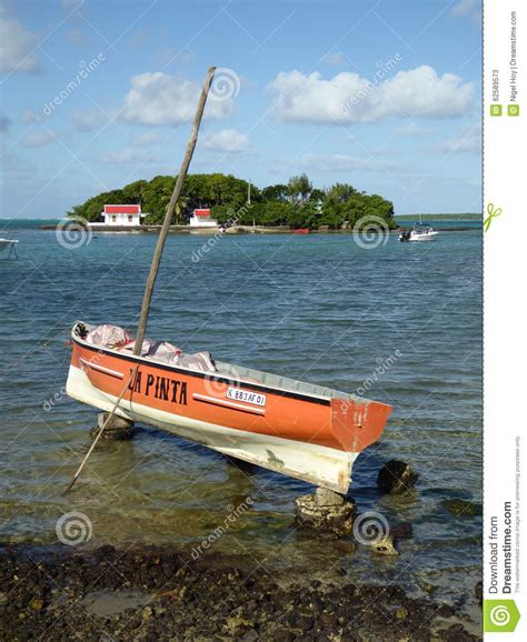 Small Boat Careened On Rocks Editorial Stock Photo Image Of Rocks